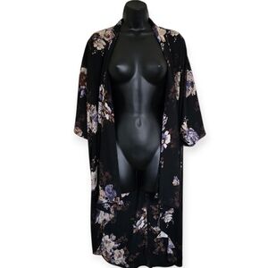 ❤️Everly Black Floral Kimono Robe☆